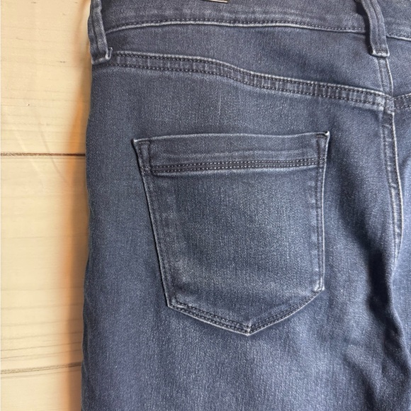 Bandolino Amy Straight Leg Jeans | Dark Blue Wash | Size 12 - Picture 7 of 7